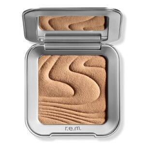 R.E.M Beauty hypernova satin matte bronzer shade send 2 voicemail